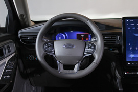 2020款长安福特探险者EcoBoost