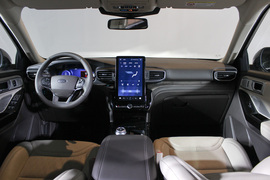 2020款长安福特探险者EcoBoost