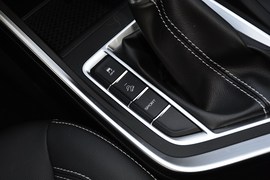 2020款吉利远景X3