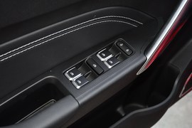 2020款吉利远景X3