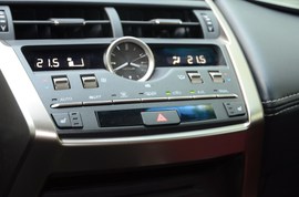 2020雷克萨斯NX200