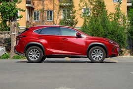 2020雷克萨斯NX200