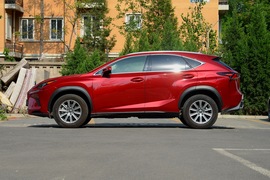 2020雷克萨斯NX200