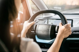 2020款新宝骏E300