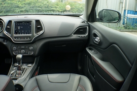 2020款Jeep指南者