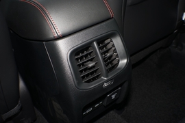 2020款Jeep指南者