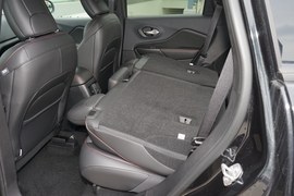 2020款Jeep指南者