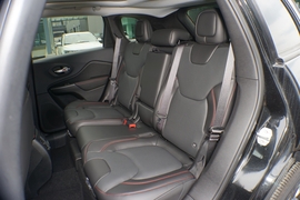 2020款Jeep指南者