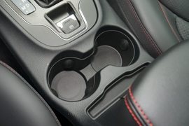 2020款Jeep指南者