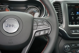 2020款Jeep指南者