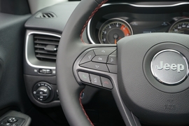 2020款Jeep指南者