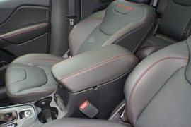 2020款Jeep指南者