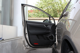 2020款吉利帝豪GS