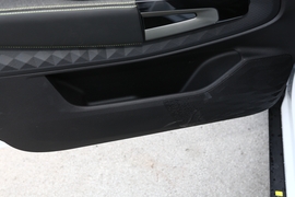 2019款新宝骏RM-5