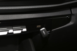 2019款新宝骏RM-5