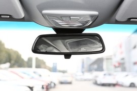 2019款新宝骏RM-5