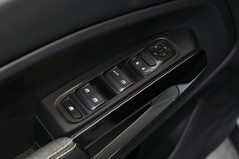 2019款新宝骏RM-5