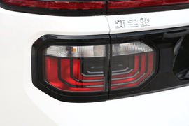 2019款新宝骏RM-5