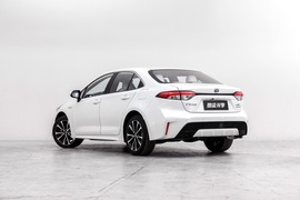 2021款雷凌双擎
