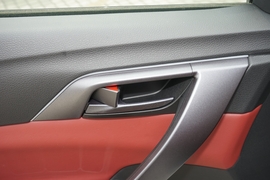 2020款东风风行T5