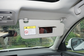 2020款东风风行T5