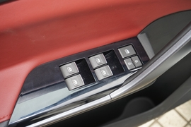 2020款东风风行T5