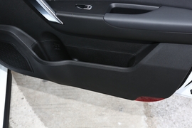 2020款吉利远景X3