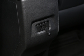 2020款吉利远景X3