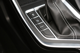 2020款吉利远景X3