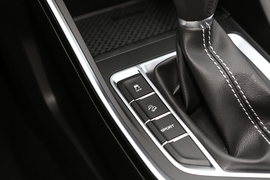 2020款吉利远景X3