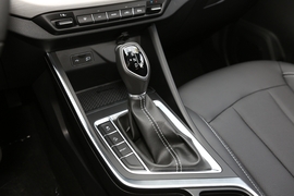 2020款吉利远景X3