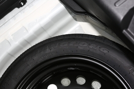 2020款吉利远景X3