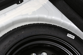 2020款吉利远景X3