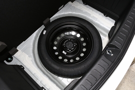 2020款吉利远景X3