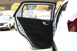 2020款吉利远景X3