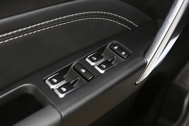 2020款吉利远景X3