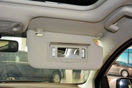 2012款福特福克斯两厢2.0L手自一体豪华运动型