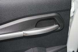 2020款起亚KX3傲跑