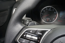 2020款起亚KX3傲跑