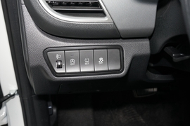 2020款起亚KX3傲跑