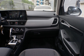 2020款起亚KX3傲跑