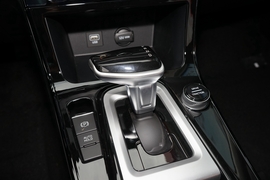 2020款起亚KX3傲跑