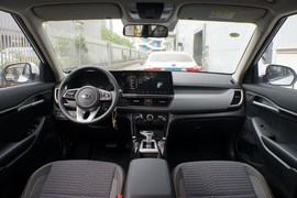 2020款起亚KX3傲跑