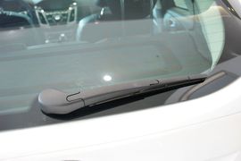 2012款福特福克斯两厢2.0L手自一体豪华运动型