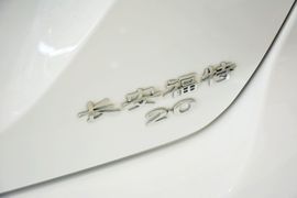 2012款福特福克斯两厢2.0L手自一体豪华运动型