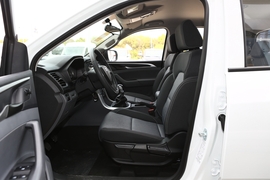 2020款上汽MAXUST60