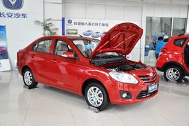 2012款长安悦翔V3