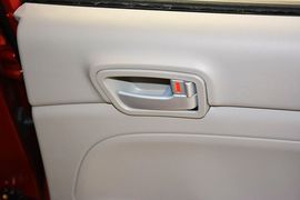 2012款长安悦翔V3