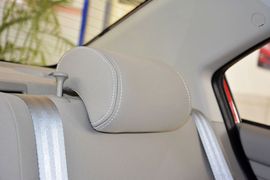 2012款长安悦翔V3
