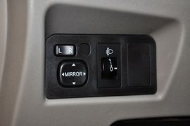 2012款长安悦翔V3